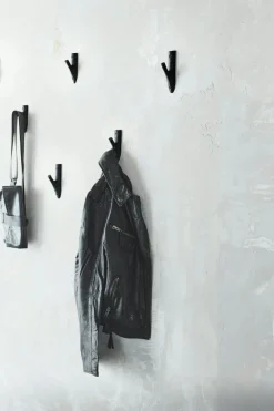 Aion Hook 3-pack Black 12.5 cm