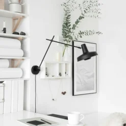 Arigato Wall Lamp, Black