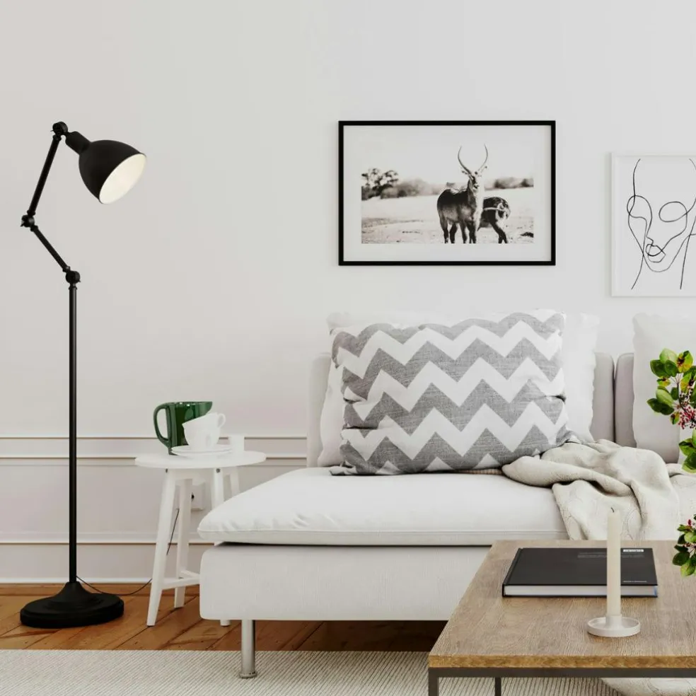 Bazar Floor Lamp, Sand Black