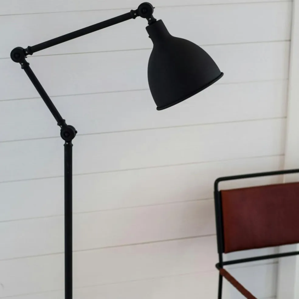 Bazar Floor Lamp, Sand Black