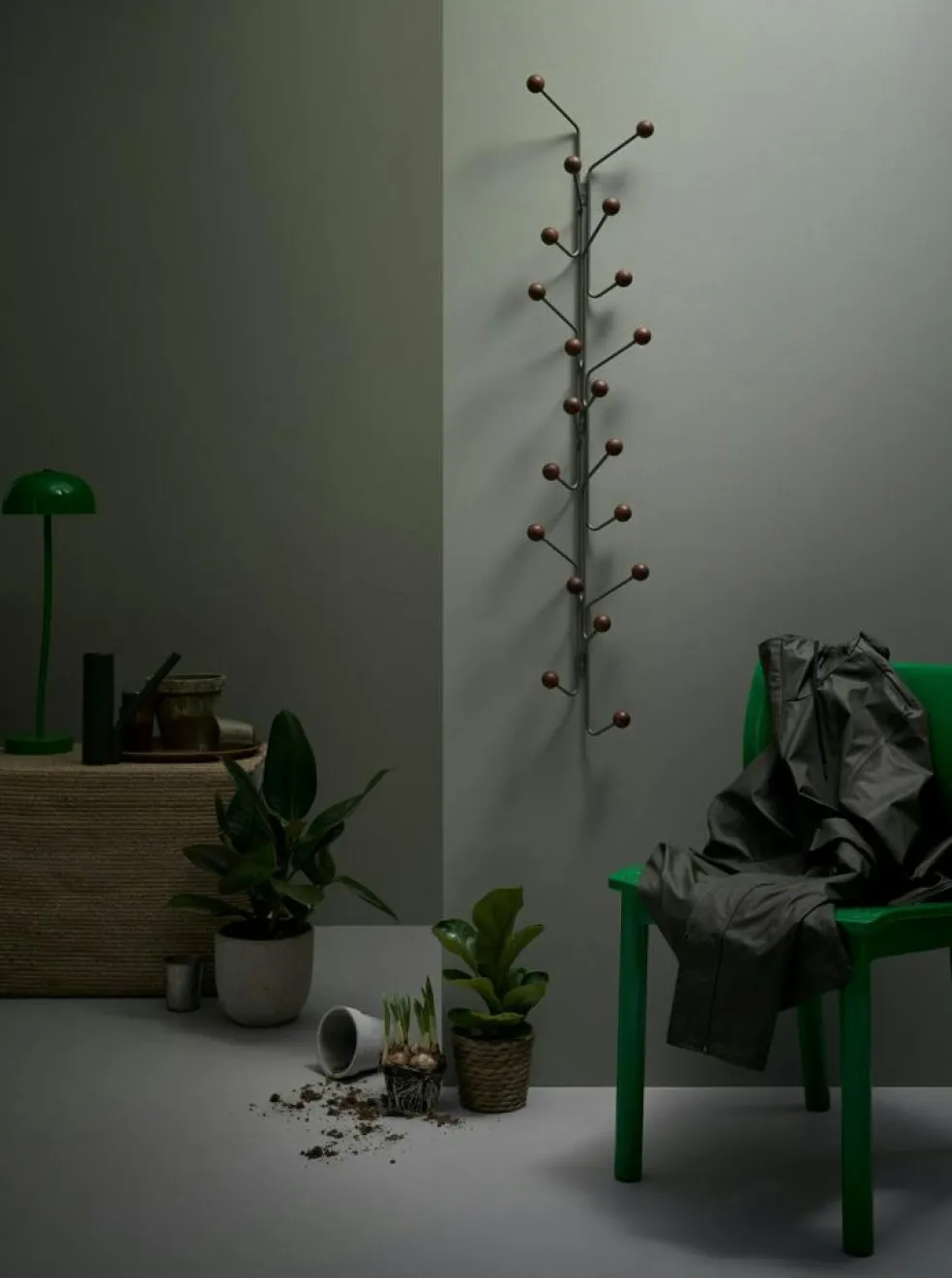 Bill Coat Rack Vertical, Black / Black