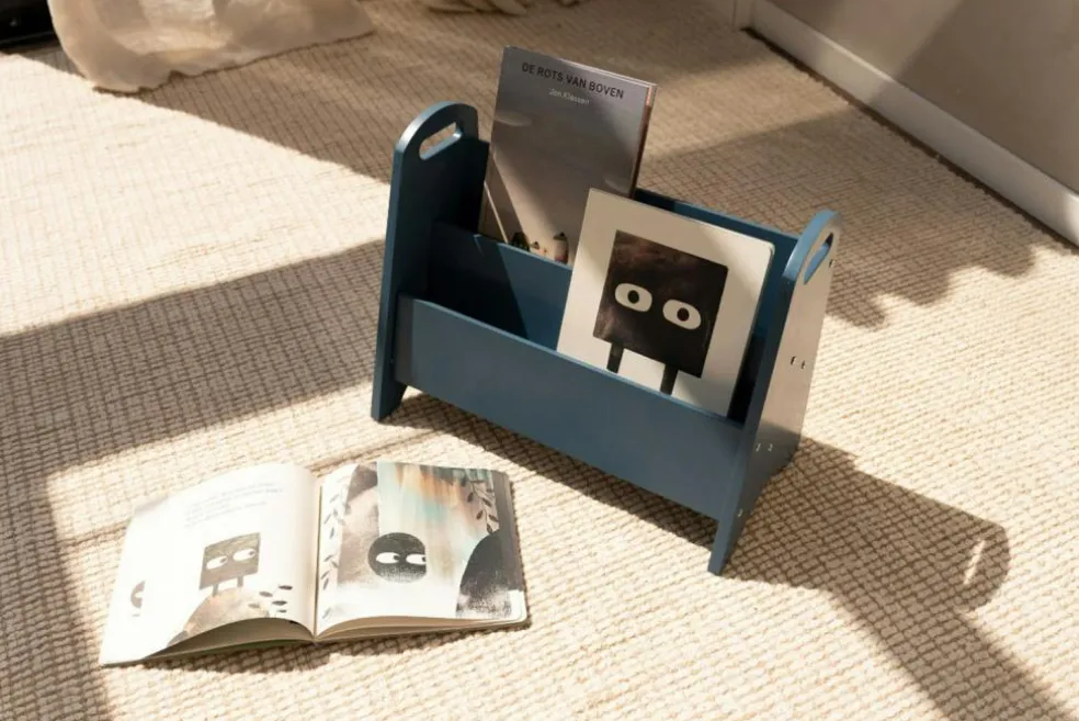 Book Holder 50x37,5 cm, Brown