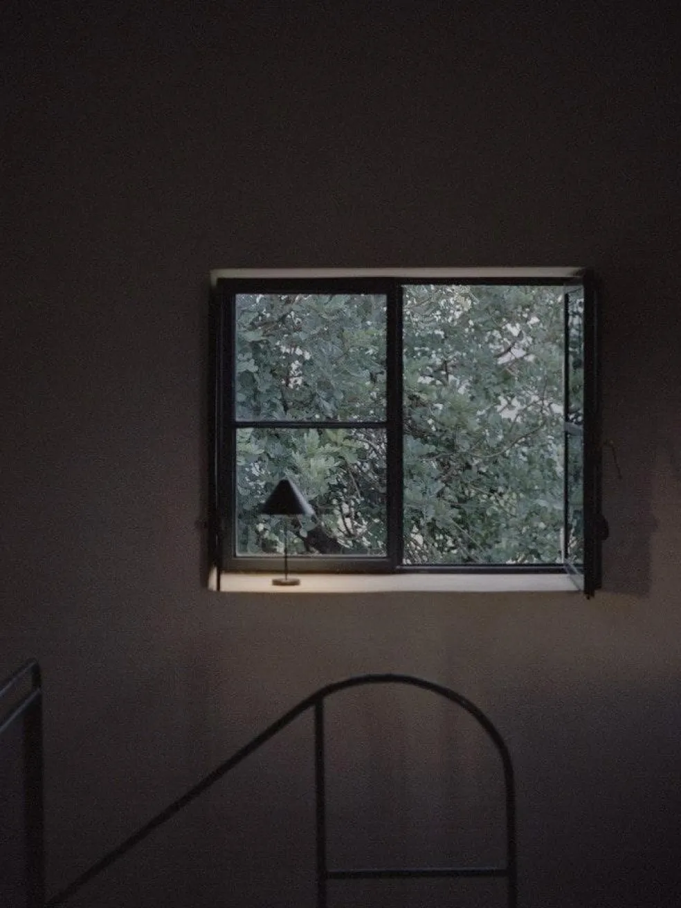 Brolly Table Lamp Portable, Linen