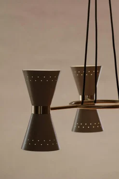 Collector Chandelier 3, Creme/Polished Brass