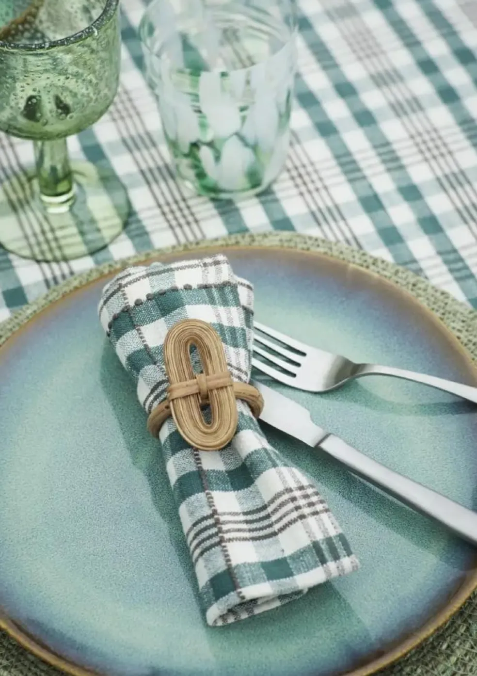 Coloured Wine Glass, Lilac