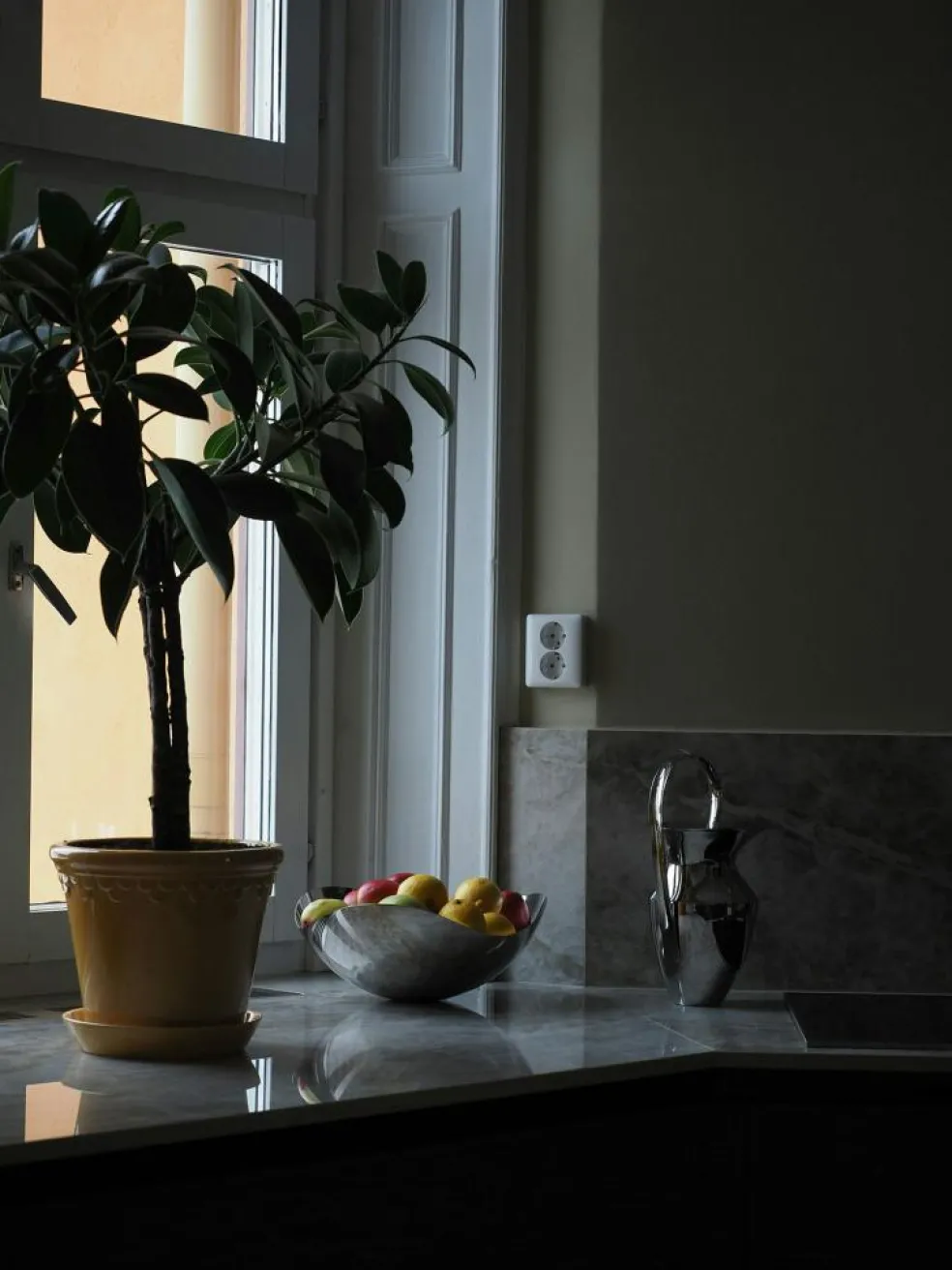 Copenhagen Pot With Saucer Yellow, Ø12 cm