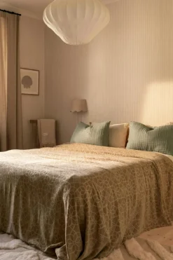 Crinkle Blanket 130x170 cm, Light Brown