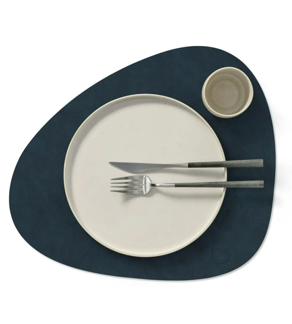 Curve L Table Mat Nupo 37x44 cm, Caviar