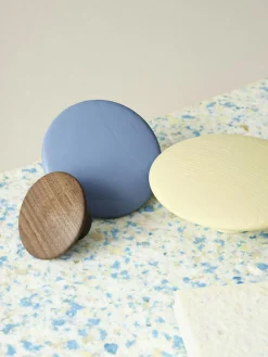 Dots Hook Wood Ø17 cm, Oak