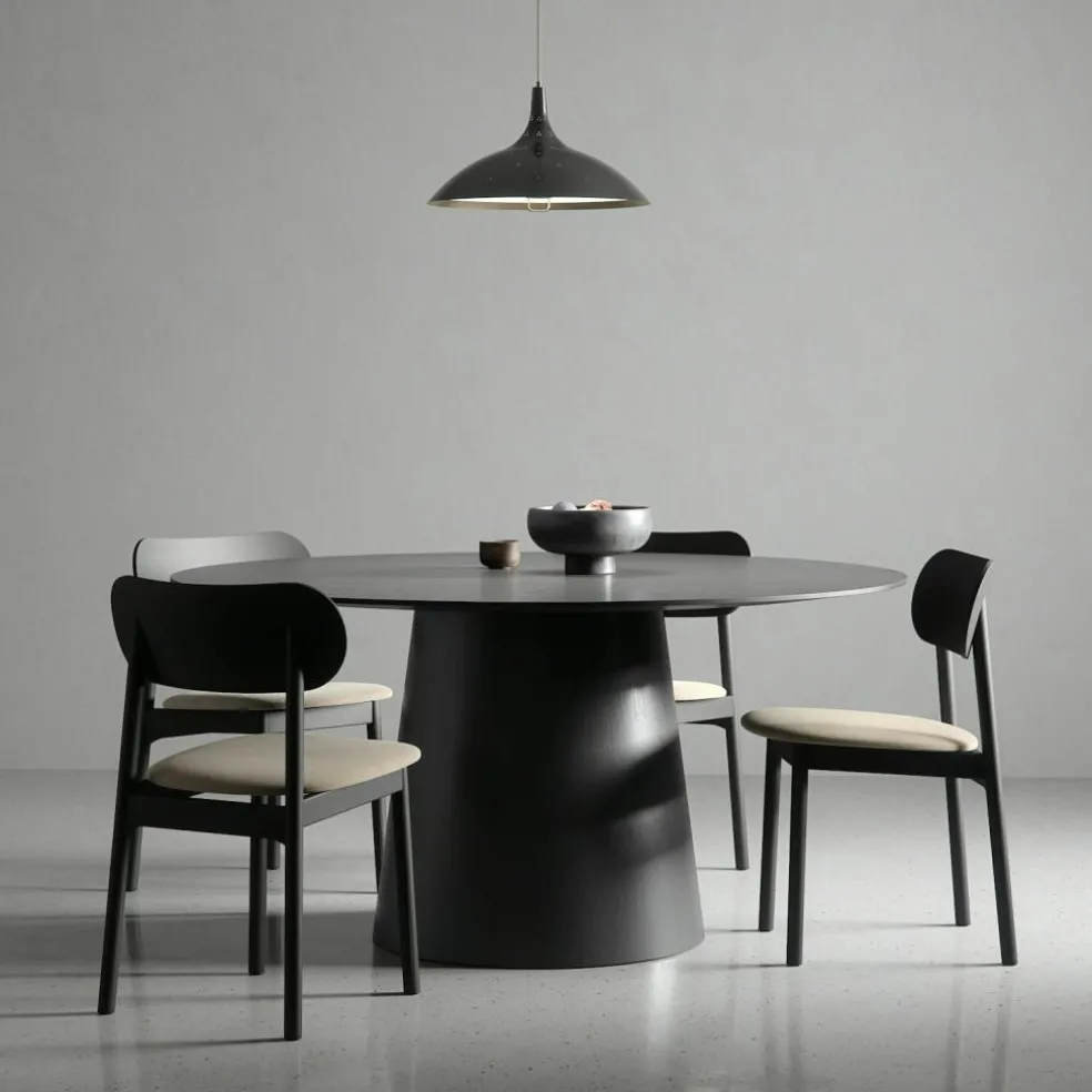 Elephant Chair, Black / Black Leather