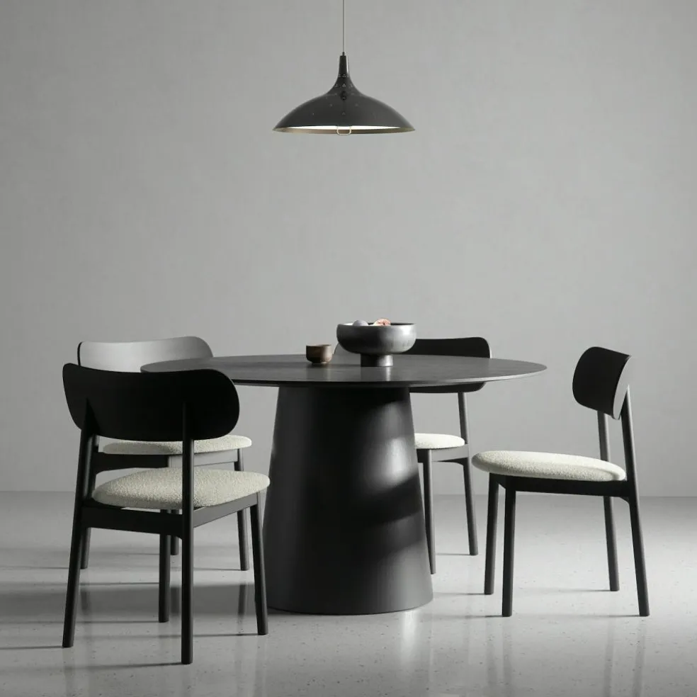 Elephant Chair, Black / Black Leather