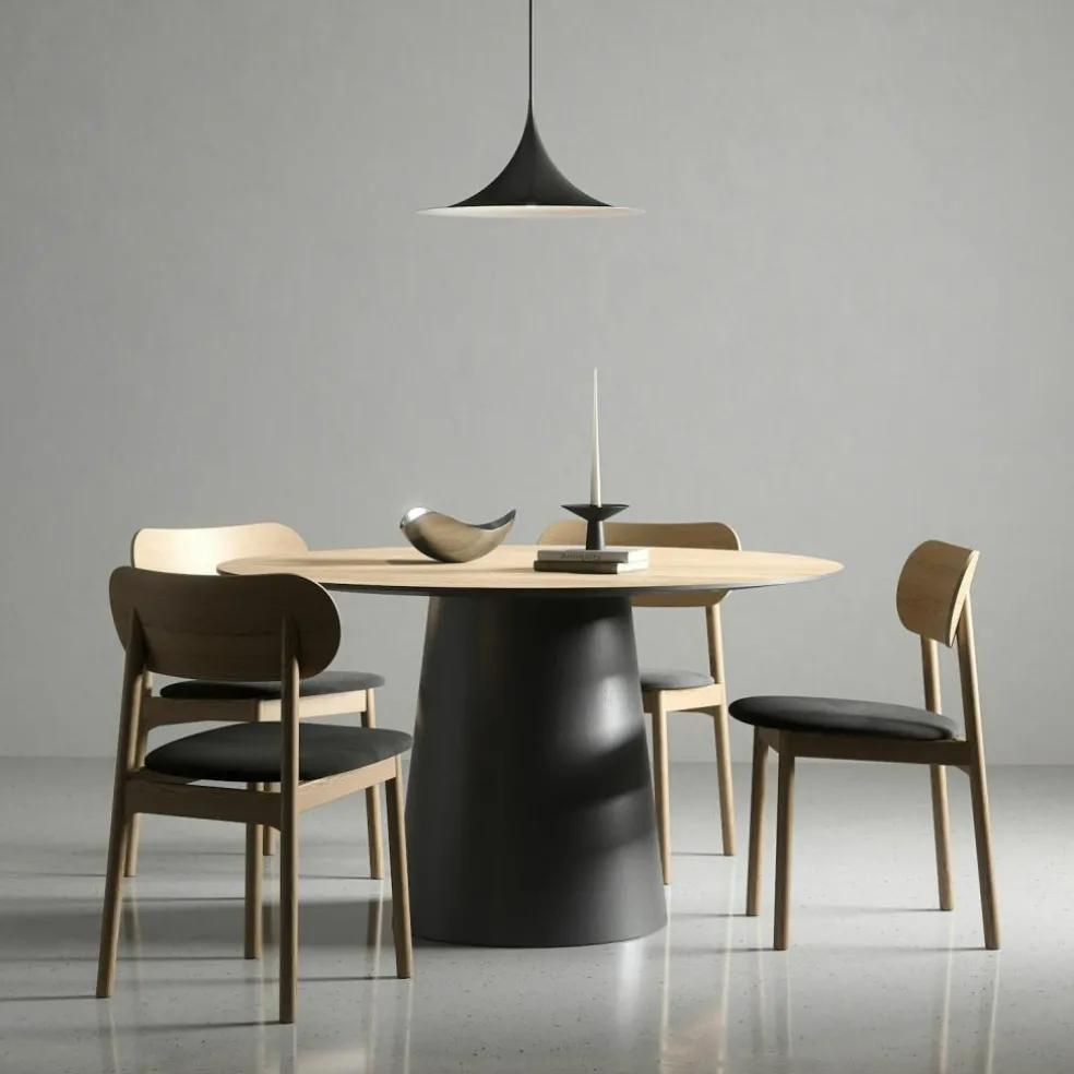 Elephant Chair, Natural Oak / Black Leather