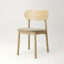 Elephant Chair, Natural Oak / Black Leather