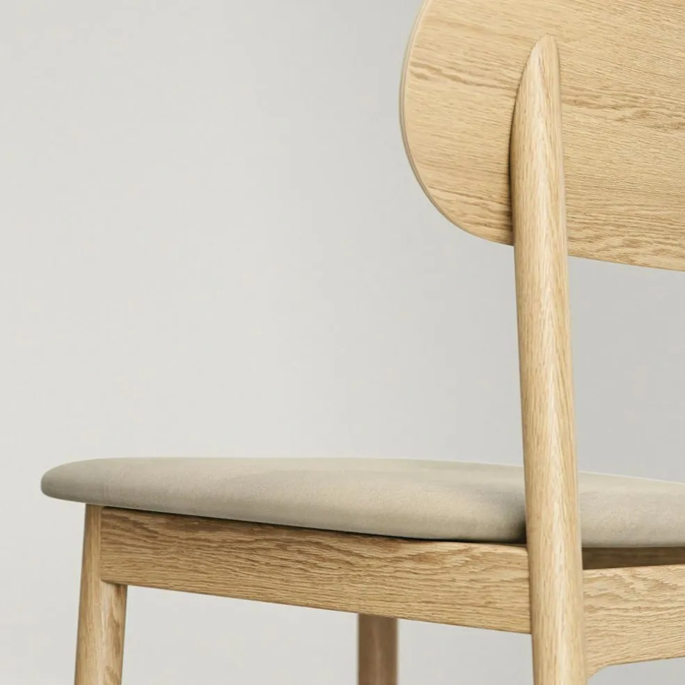 Elephant Chair, Natural Oak / Black Leather