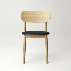 Elephant Chair, Natural Oak / Black Leather