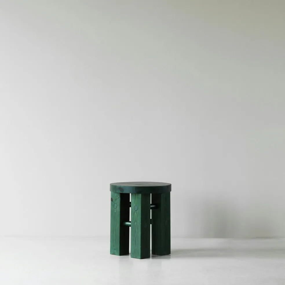 Fyr Stool Pinewood, Dark Green
