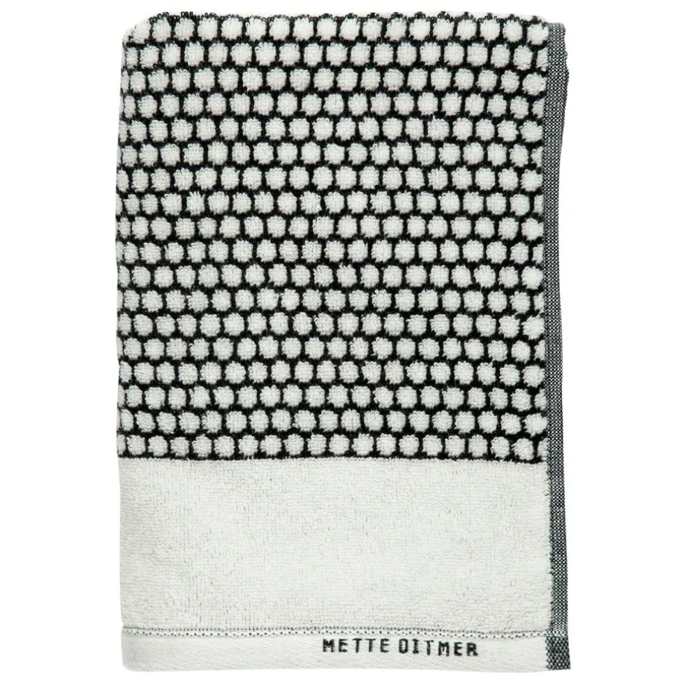 Grid Towel 50x100 cm, Black/Off-White