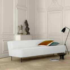 Gräshoppa Floor Lamp, Jet Black