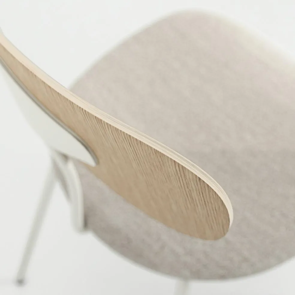 Habit Chair, Grey / Black