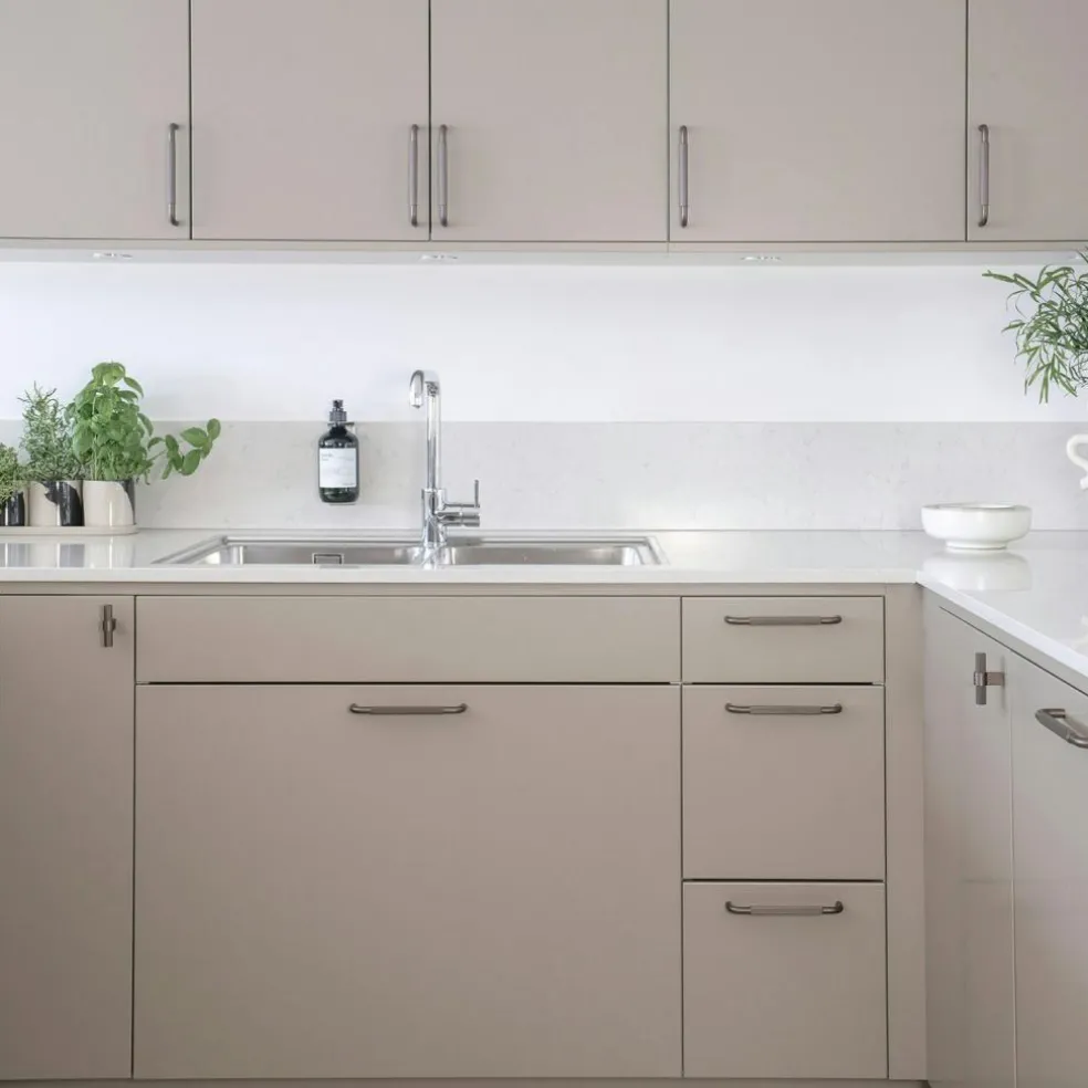 Helix Stripe Handle 160, Brass