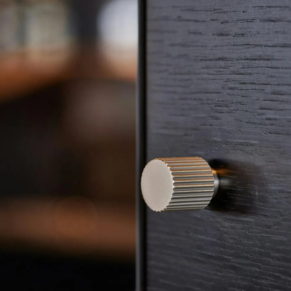 Helix Stripe Knob, Matte black