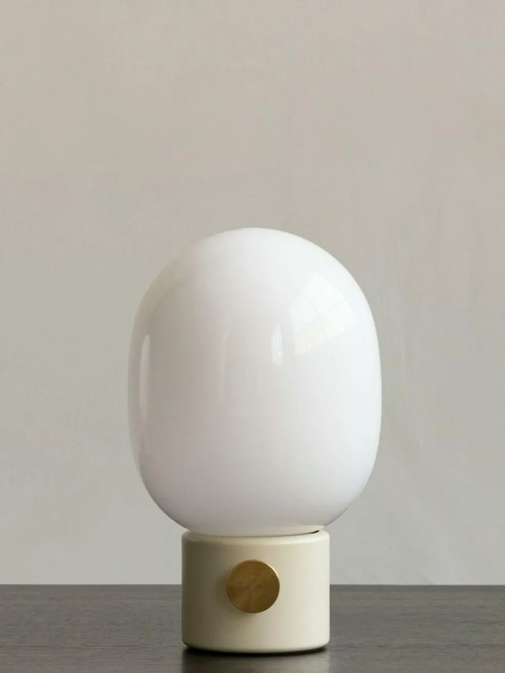 JWDA Table Lamp, Concrete / Brass