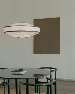 Kite Pendant White / Black, Ø55 cm