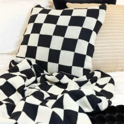 Knitted Check Throw 130x160 cm, Black