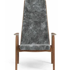 Lamino Armchair, Natural lacquered Walnut / Sheepskin Moonlight
