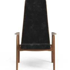 Lamino Armchair, Natural lacquered Walnut / Sheepskin Moonlight