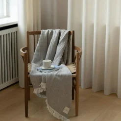 Lavender Throw 130x180 cm, Brown