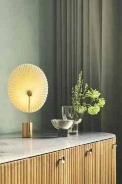 Liris Table Lamp Portable, Brass
