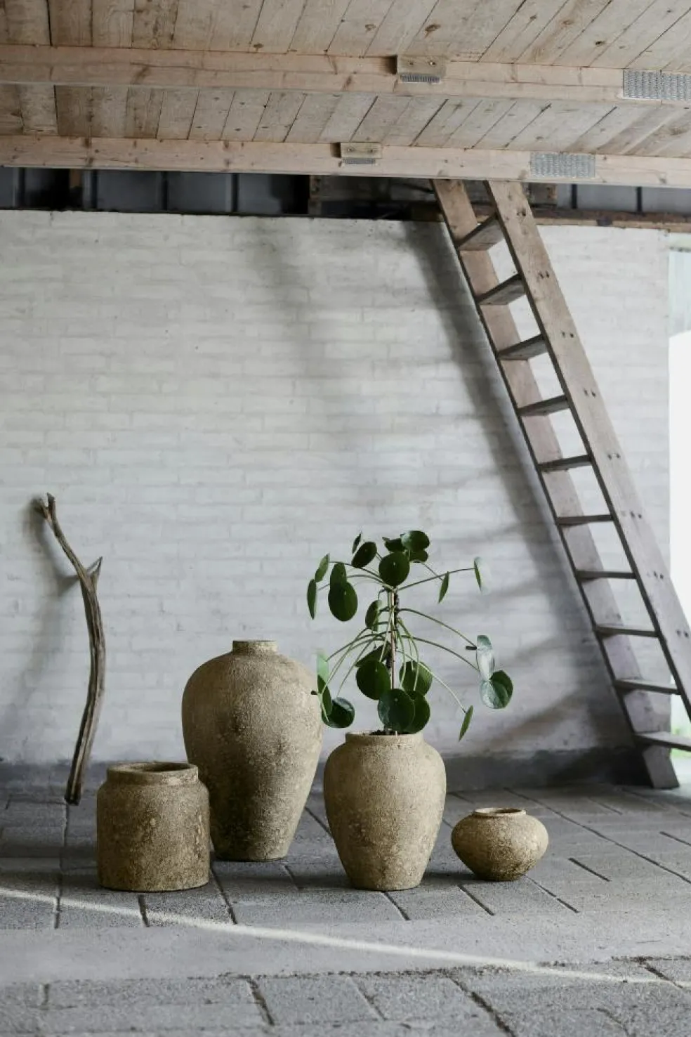 Luna Decorative Pot Beige, 38 cm