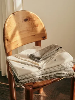 Mai Tablecloth White, 160x200 cm