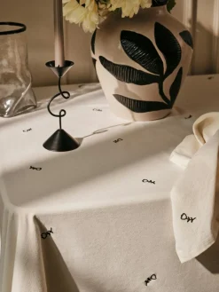 Mai Tablecloth White, 160x200 cm