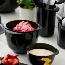 Margrethe Bowls 0,25 & 0,75 & 3 L, Beetroot