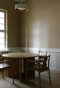 Merkur Armchair, Black Oak / Black Leather