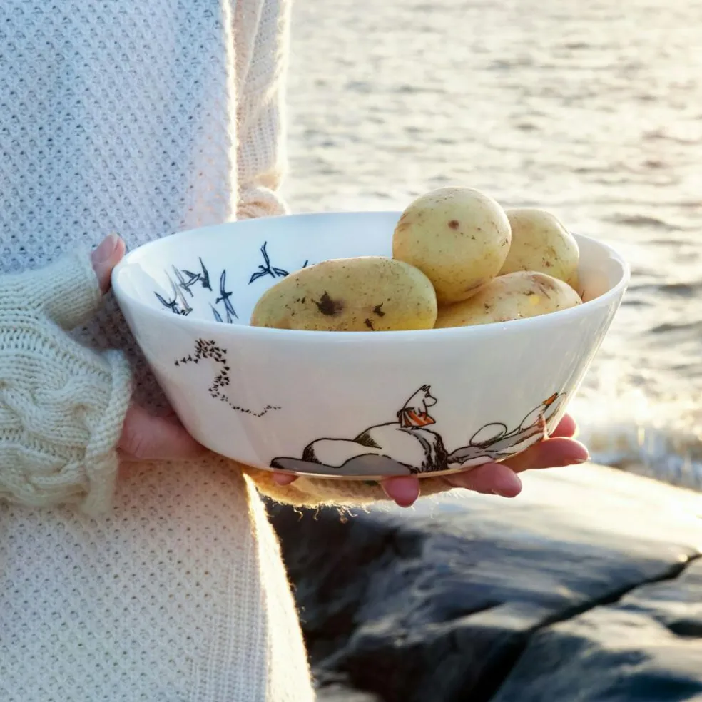 Moomin Serving Bowl 23 cm, Faithful To Their Origin