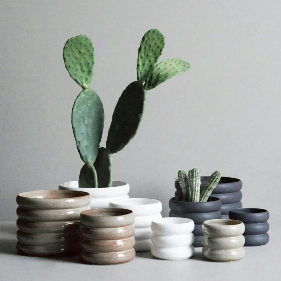 Mud Pot Medium, White