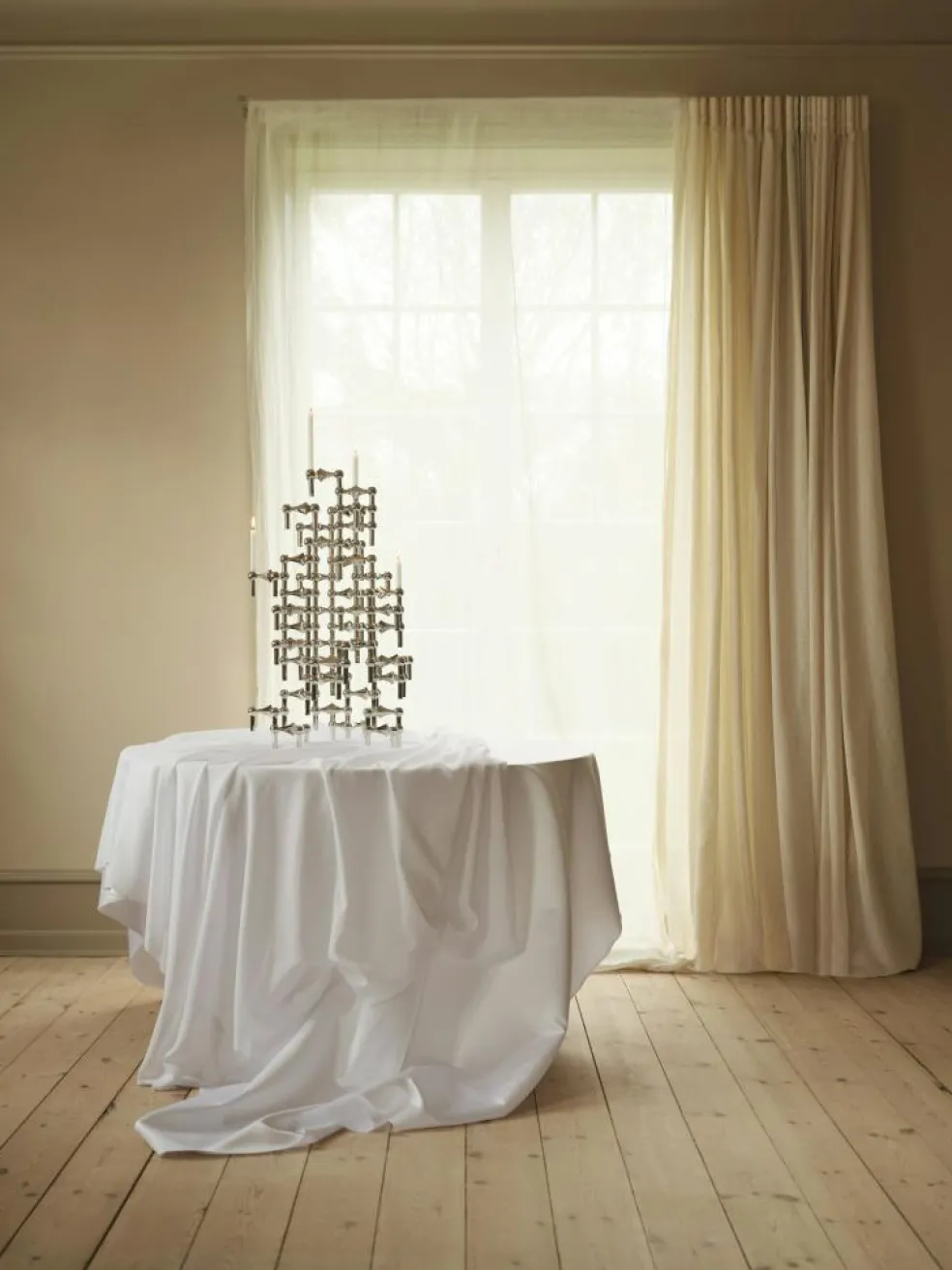 Nagel Candlestick, Brushed Brass