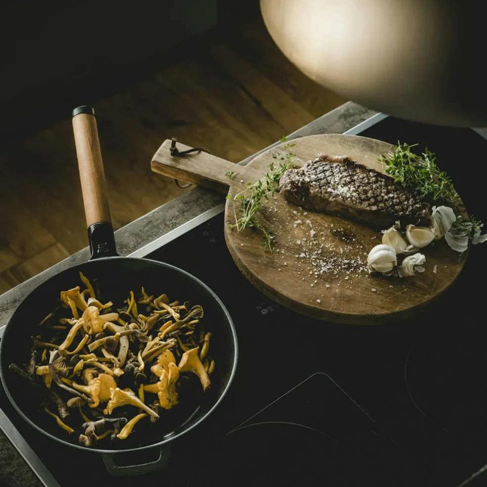 Norden Frying Pan Cast Iron, 28 cm