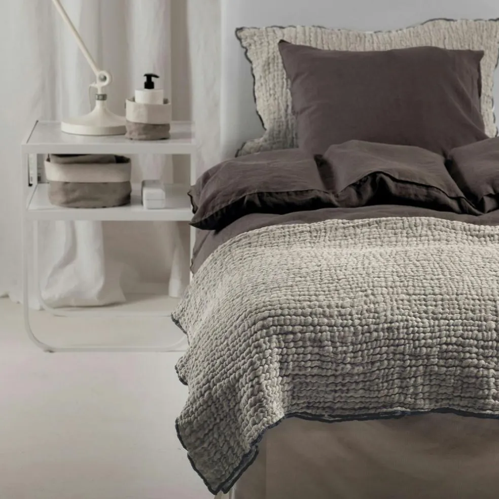 Pauline Bedspread 260x260 cm, Shadow