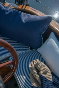 Plain Cushion 40x65 cm, Navy