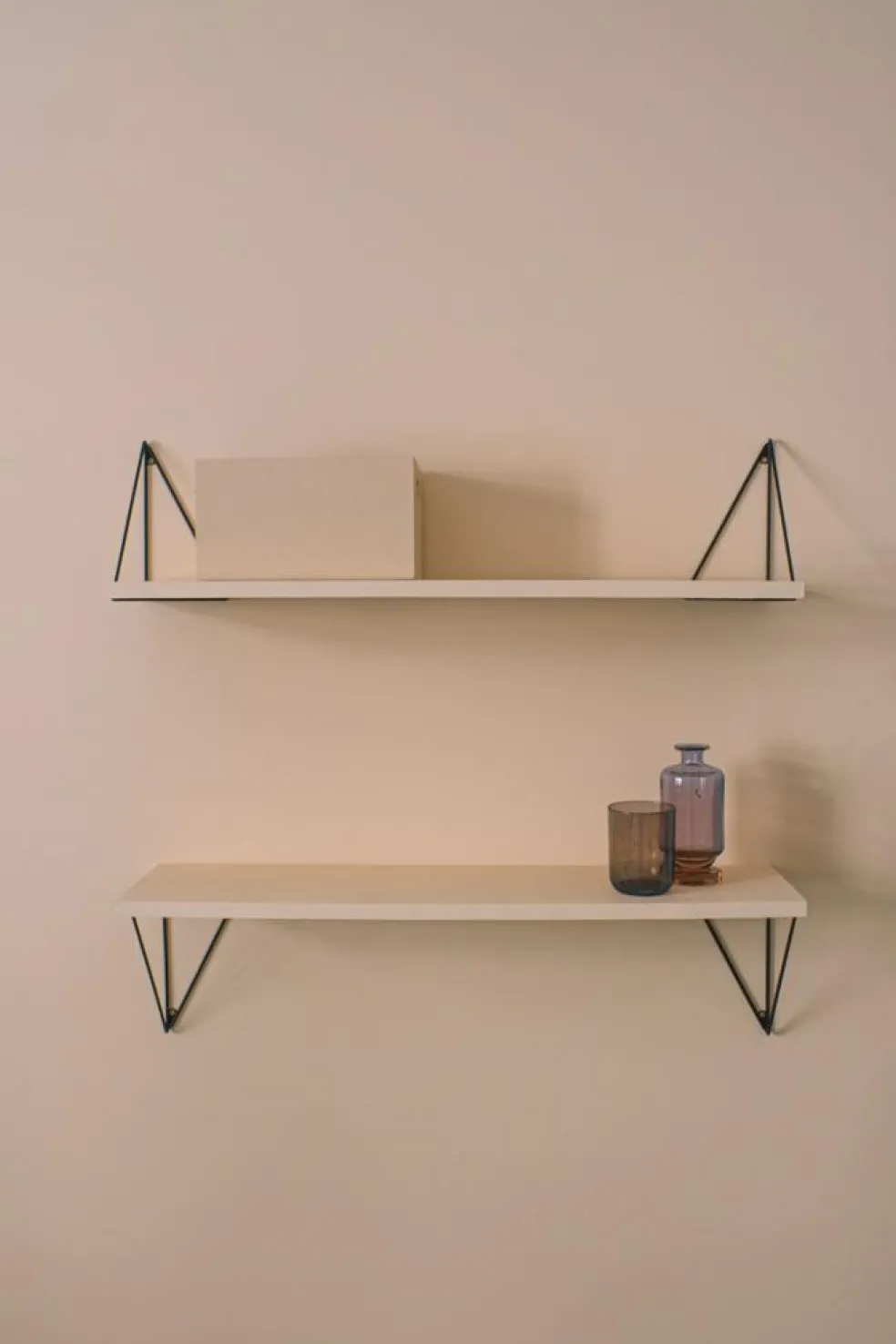 Pythagoras Play, Pine / White