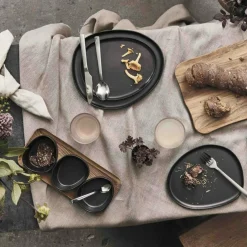 Raw Organic Plate 25x29 cm, Titanium Black