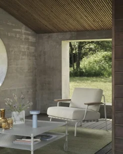 Ridge Vase Frosted Glass 16,5 cm, Taupe