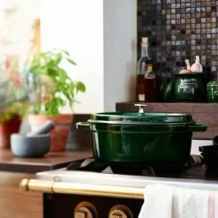 Round Casserole in Cast Iron 3,8 L, Black