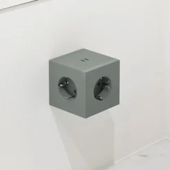 Square 2 Socket Extender With USB-C / Magnet, Oak Green