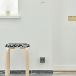 Square 2 Socket Extender With USB-C / Magnet, Oak Green