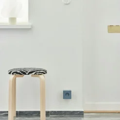 Square 2 Socket Extender With USB-C / Magnet, Oak Green